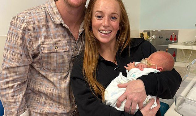 Djeba radost! Blok 2025 Favoriti obožavatelja Emma i Ben dočekuju svoje prvo dijete u sezoni – i otkrivaju njihovo obožavano ime