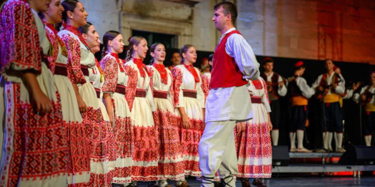 Dođi i postani Linđovica i Linđovac: Sve djevojčice i dječaci od petog do osmog razreda pozivaju se na audiciju, evo kad je