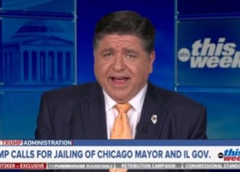 ‘Dođite i popijte me’: vladin Illinois Pritzker usuđuje se Trumpa da izvrši prijetnju jer Vance kaže da je zakon o pobunu na stolu