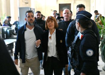 Dominique Pelicot sebe opisuje kao “vraga” dok daje dokaze na sudu