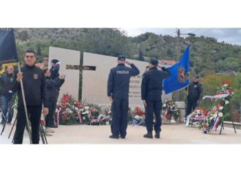 Dubrovački – Odana počast poginulim braniteljima