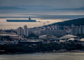 Dulji od Straduna: Ovo je najveći ratni brod na svijetu, danas je stigao u Split