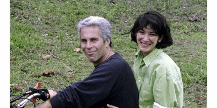 Dvije banke suočene su s novom tužbom tvrdeći da nisu prijavile sumnjivu aktivnost osuđenog seksualnog prijestupnika Jeffreya Epsteina