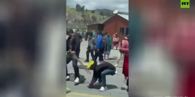 Ekvadorski predsjednik usmjeren u navodnoj zavjeri za atentat – ministar (videozapisi) – RT World News