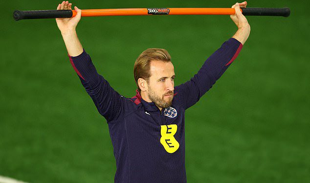 Engleska je nanijela ogroman udarac dok ključna zvijezda ne uspijeva trenirati sa svojim suigračima uoči njihovog kvalifikacija za Svjetsko prvenstvo protiv Walesa