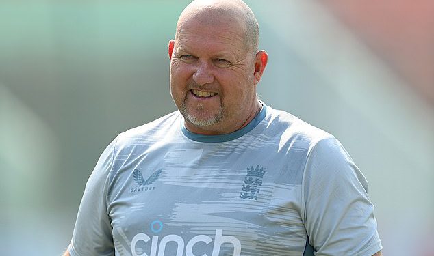 Engleska novači Ashes heroja koji je inspirirao poznatu pobjedu 2010.-11. Down Under dok Ben Stokes ima za cilj zapanjiti ljute rivale ove zime