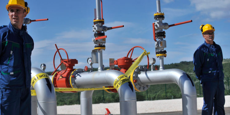 Europa zatvara pipu samoj sebi, sada je službeno došao kraj: Stiže i novi paket sankcija