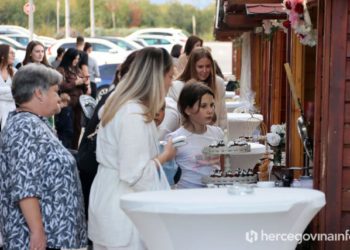 FOTO Slatki početak jeseni u Međugorju, otvoren Festival slastica