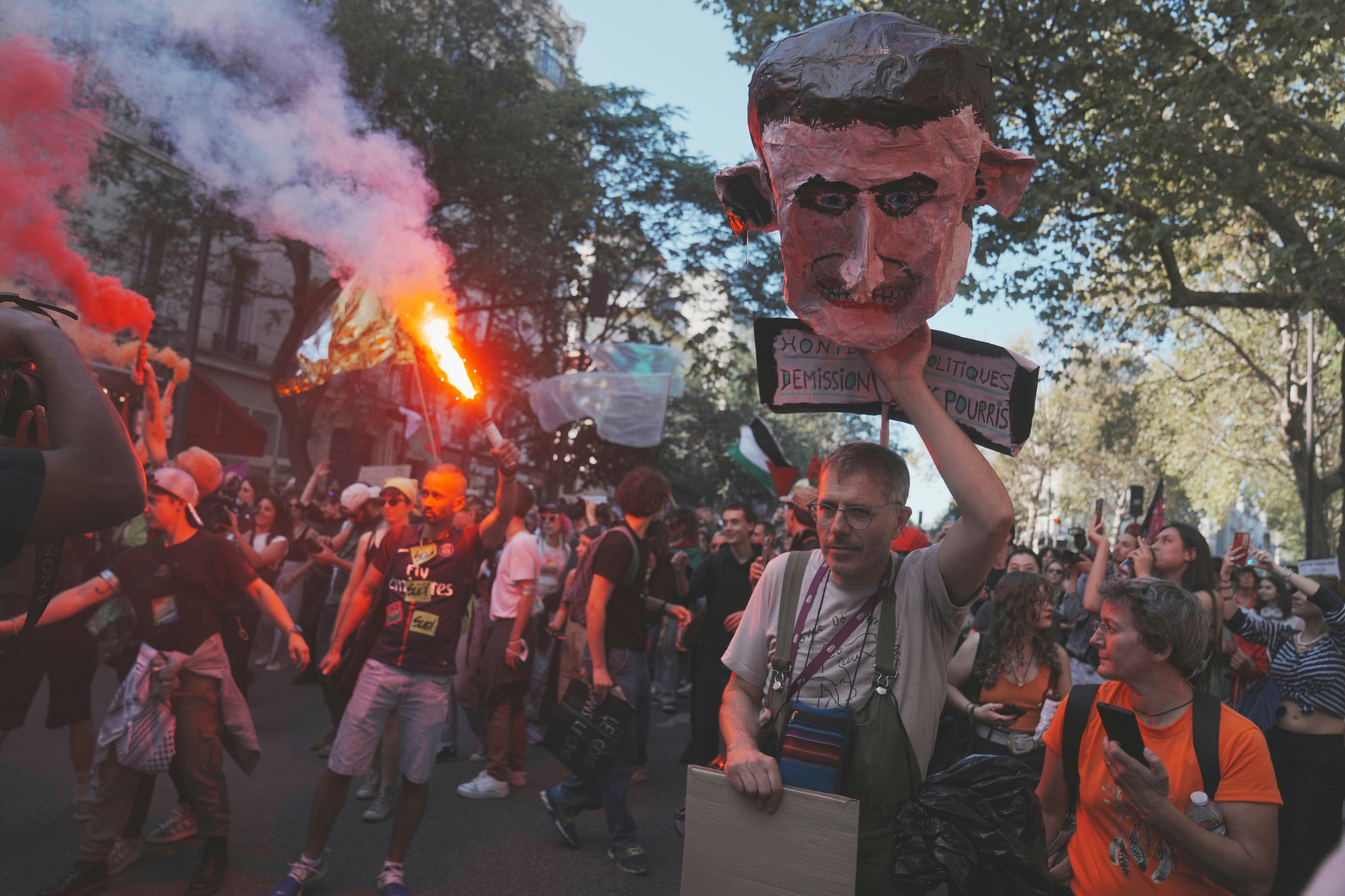 Francuski prosvjedi izbiju u Parizu protiv smanjenja proračuna 18. rujna