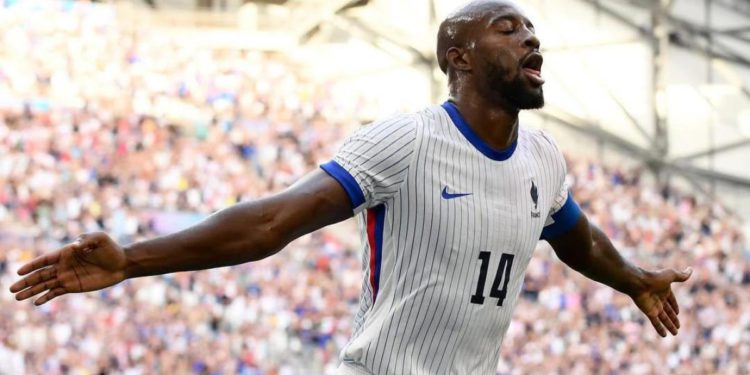 Francuska, Jean-Philippe Mateta pozvana u reprezentaciju sa 28 godina: Povijest napadača