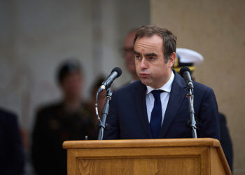 Francuska Macron Reaptuira Lecornu kao PM – RT World News