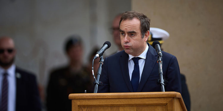 Francuska Macron Reaptuira Lecornu kao PM – RT World News