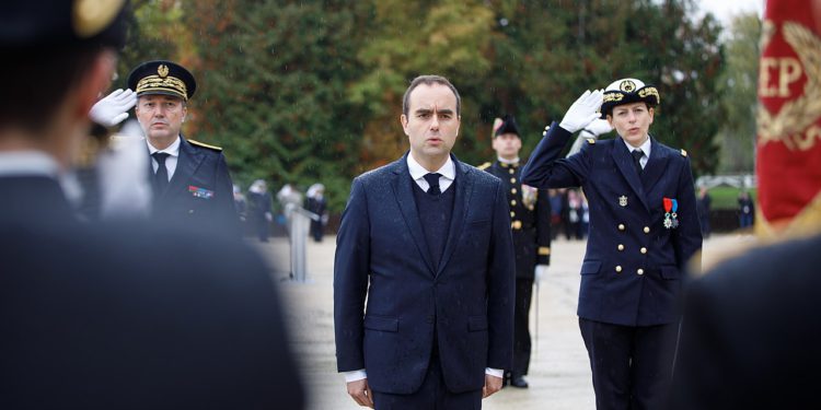 Francuski premijer vjerojatno će preživjeti glasanja o nepovjerenju