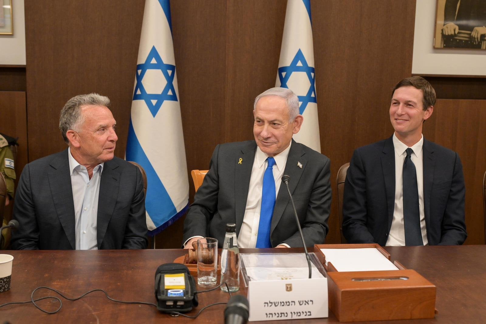 Steve Witkoff, lijevo, i Jared Kushner, desno, pridružite se sastanku kabineta Benjamina Netanyahua u četvrtak