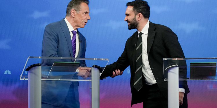 Glavni kandidati za gradonačelnika New Yorka prepiru se oko prošlih kontroverzi u žestokoj raspravi
