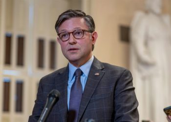 Govornik Johnson nema “što pregovarati” nakon što Dems blokira račun za financiranje 3 puta