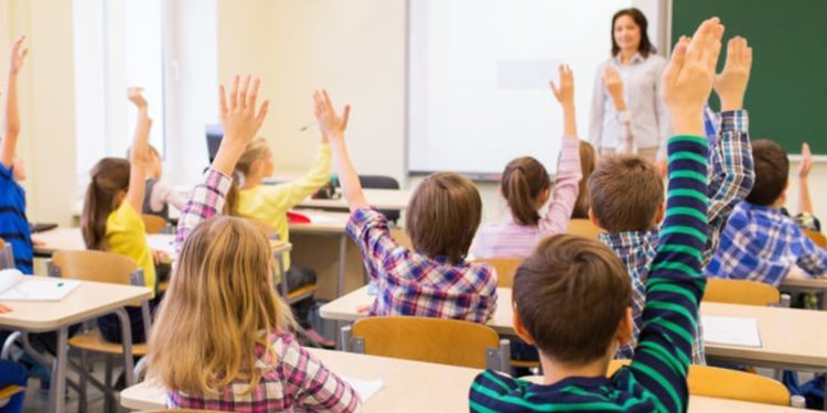 Grad Split objavio dva javna poziva za dodjelu potpora učenicima i studentima