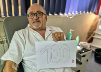 Grad − Posebna akcija: Zdravko Cvitanović darovao krv stoti put (FOTO)