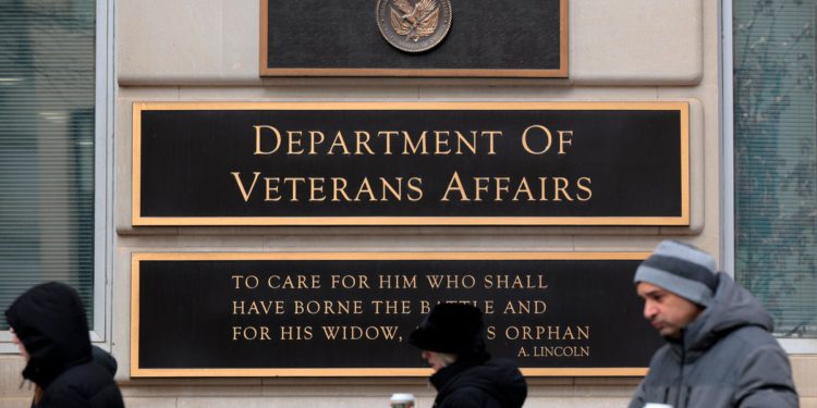 Gubitak kose, svrbež i gljivice na noktima: Milijuni porezni obveznici troše u VA ‘invaliditet’ koristi svake godine