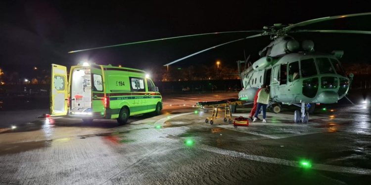 Helikopter HRZ-a u noćnoj misiji spasio životno ugrožene osobe s Hvara i iz Splita