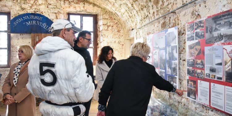 Hrvat stavio ‘svetinju’ u oglas, mnogi ga napali: ‘Jado jadni ovo se ne prodaje’