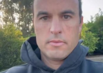 Ikona američke nogometne i Premier lige, 43, izdaje očajnički molbu za pomoć nakon ponižavanja transplantacije kose