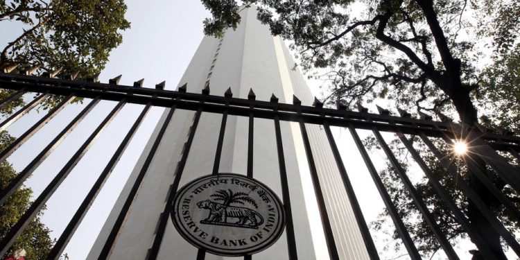 Indija želi gurnuti rupiju u odnosu na dolar u međunarodnoj trgovini – izvori – RT India