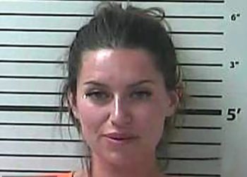 Ispod palube zvijezda Camille Lamb uhićen je zbog DUI -ja