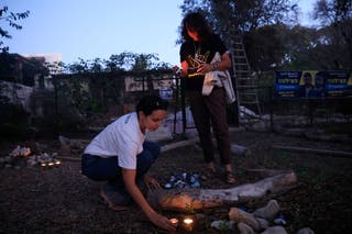 Stanovnici KFAR Aza Kibbutz okupljaju se u spomen na drugu godišnjicu napada Hamasa 7. listopada