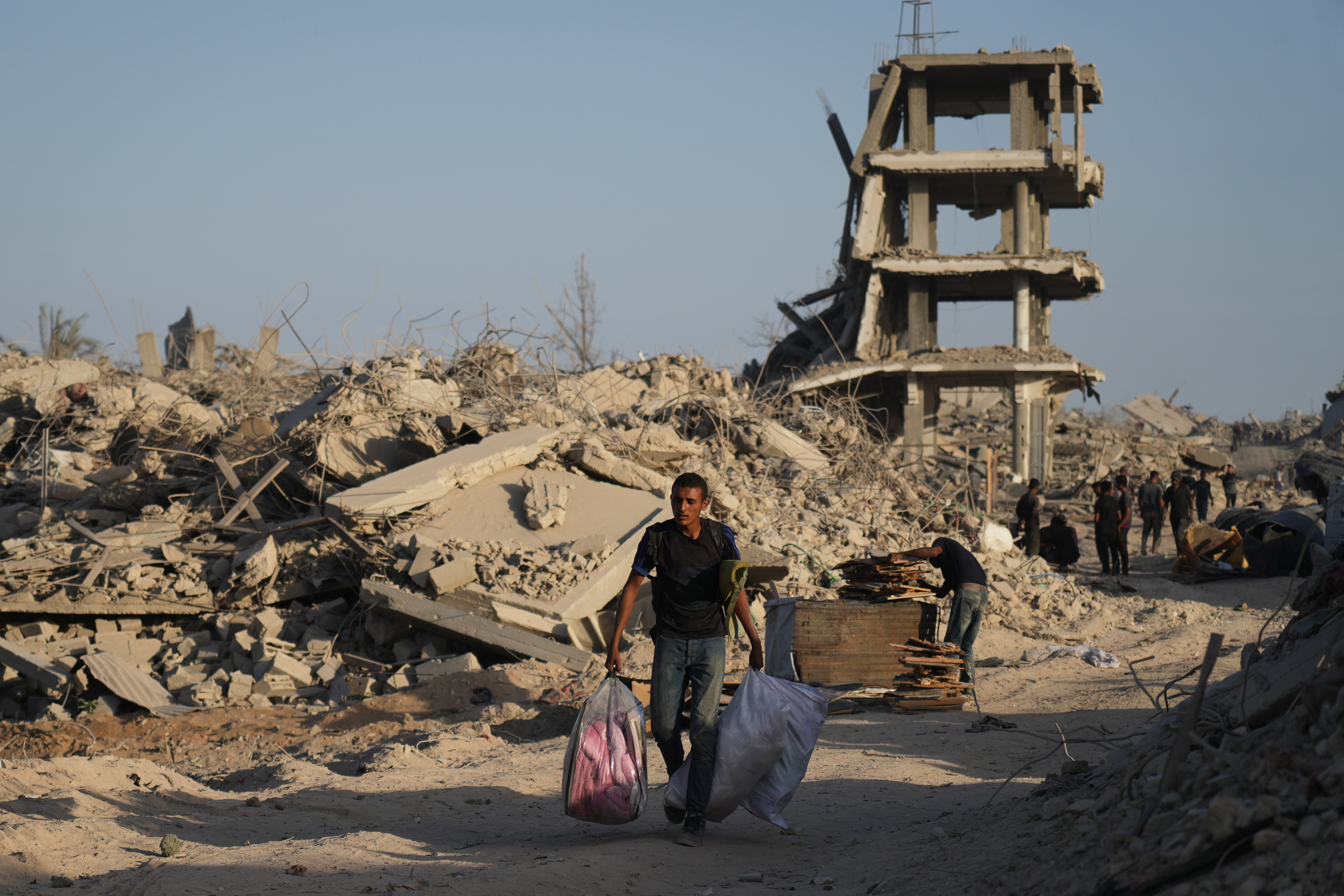 Palestinac u pokretu u gradu Gaza u subotu