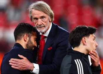 Jamie Carragher ismijava povjerenje Sir Jima Ratcliffea Rubenu Amorimu – i otkriva zašto nije pomogao šefu Man Uniteda pod pritiskom