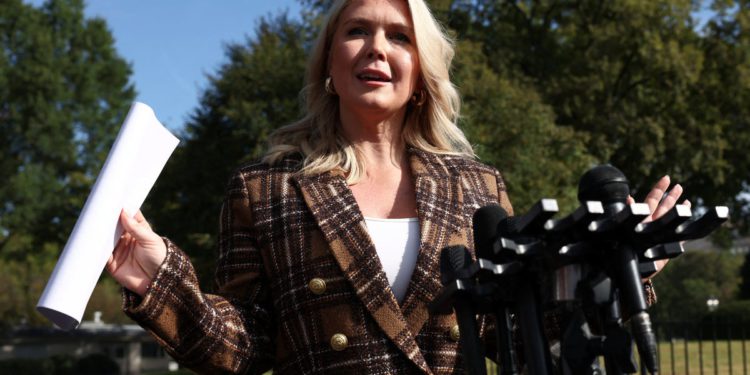 Karoline Leavitt odbija reći trebaju li hitne pomoći provjeriti status migracije prije liječenja bolesnika