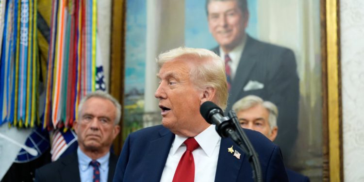 Kennedy navodi Tikttoka dok se ponovno pojavljuje na Trumpu o vezi s nedokazanom tilenol-autizmom