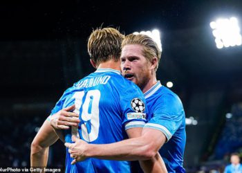 Kevin de Bruyne odbija se od Antonija Conte Feuda s dvije asistencije za Flop Man United u sukobu Lige prvaka – s Man City Legend optuženim za ruffing perja u novom klubu Napoli