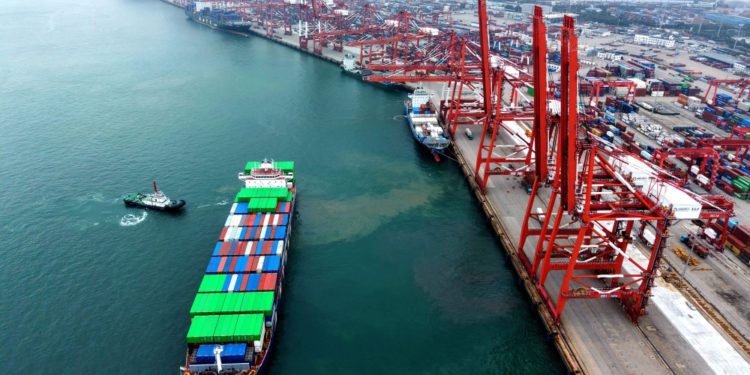 Kina počinje naplaćivati ​​lučke pristojbe za američke brodove