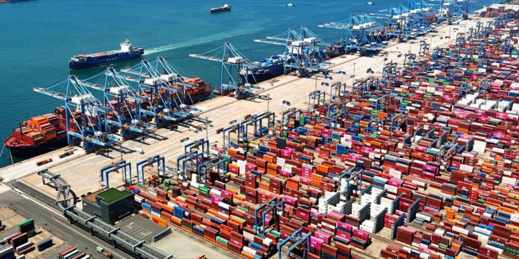 Kina se založi da će se čvrsto suprotstaviti Trumpovoj 100% tarifnoj prijetnji