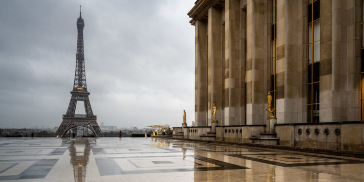 Ključna rejting agencija smanjila kreditne izglede Francuske — RT Business News