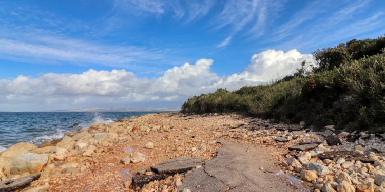 Kreće obnova Virskog prstena, ceste uz more, u potpunosti uništene uslijed orkanskog juga i plimnog vala