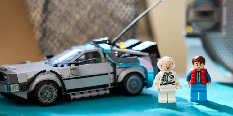 LEGO najavljuje novi povratak u budućnost Delorean Set za 2026