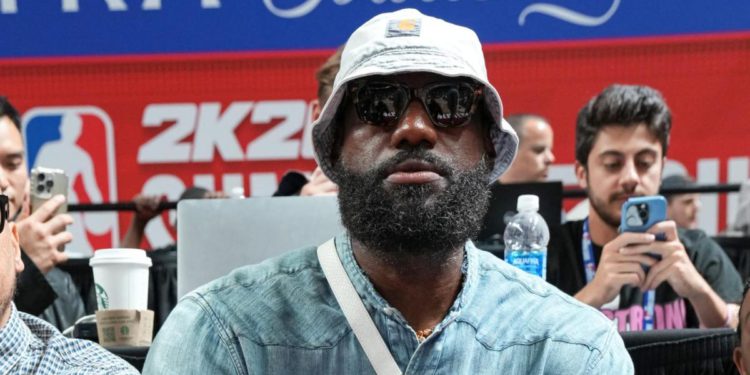 LeBron James, 23. godina, Upute za upotrebu: Ručka s ekstremnom pažnjom