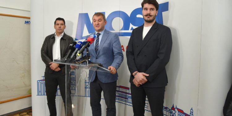 Ledenko i Grmoja iz Splita kritizirali Ministarstvo kulture: “Financiraju one koji potiru hrvatski identitet”