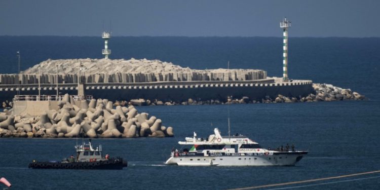 Mandela fondacija osuđuje izraelsko oduzimanje flotile za pomoć u Gazi – RT Afrika