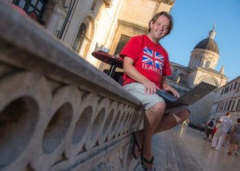 Mark Thomas, urednik The Dubrovnik Timesa: Nisam odmah vjerovao u ovaj projekt, ali evo, devetnaest godina u tisku i još uvijek okrećemo stranice!