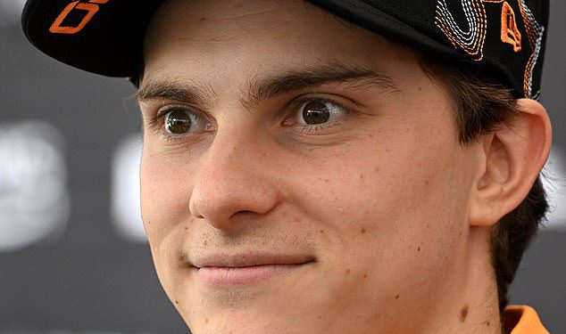 McLaren je KONAČNO stao na stranu australskog vozača Oscara Piastrija s timskim kolegom Landom Norrisom kako bi se suočili s ‘posljedicama’ za ružan incident u Singapuru