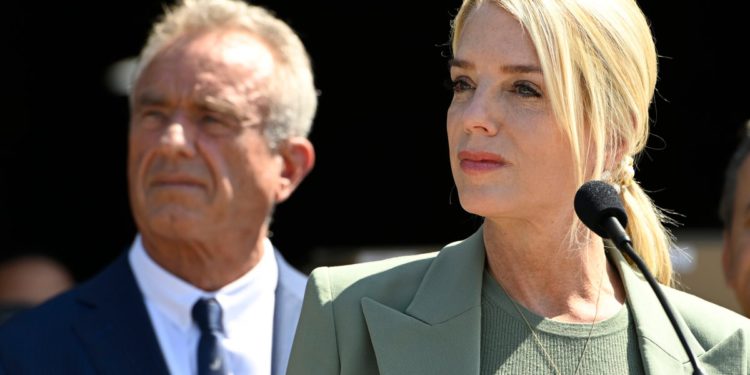 Ministarstvo pravosuđa koristi savezno isključivanje u pravnu borbu za Stonewall zbog financiranja preživjelog nasilja u obitelji