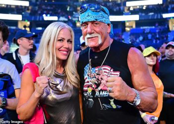 Misterija se produbljuje zbog smrti Hulka Hogana dok policija potvrđuje da istraga još uvijek traje, a udovica se suočava s svježim aguish