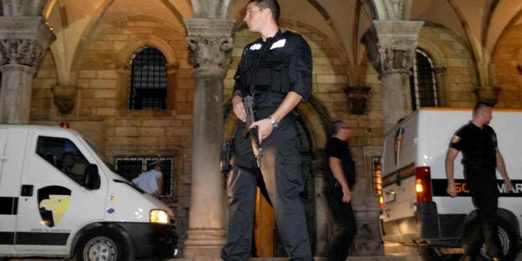 Može li se Kneževu dvoru ponoviti Louvre i jesu li dubrovačke umjetnine sigurne? Evo koji je do sada bio najveći sigurnosni izazov