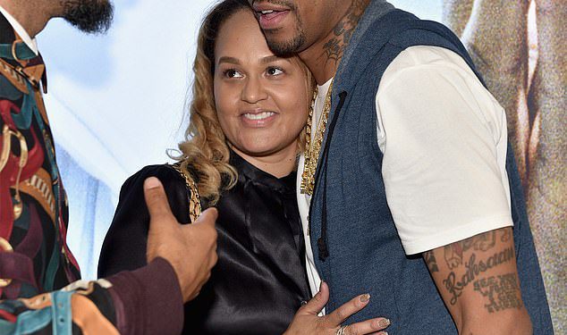 NBA Great Allen Iverson otkriva da su on i bivša supruga Tawanna ponovno zajedno dok slavi šest mjeseci trezvenosti