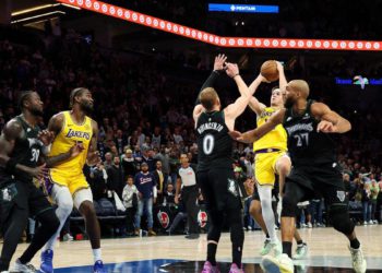 NBA rezultati: Lakers Minnesota, Boston Cleveland, Denver New Orleans