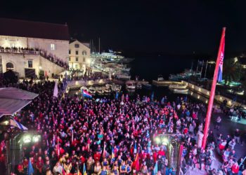 Na Hvaru otvoreno najveće svjetsko natjecanje u utrkama s preprekama – Spartan World Championship 2025.